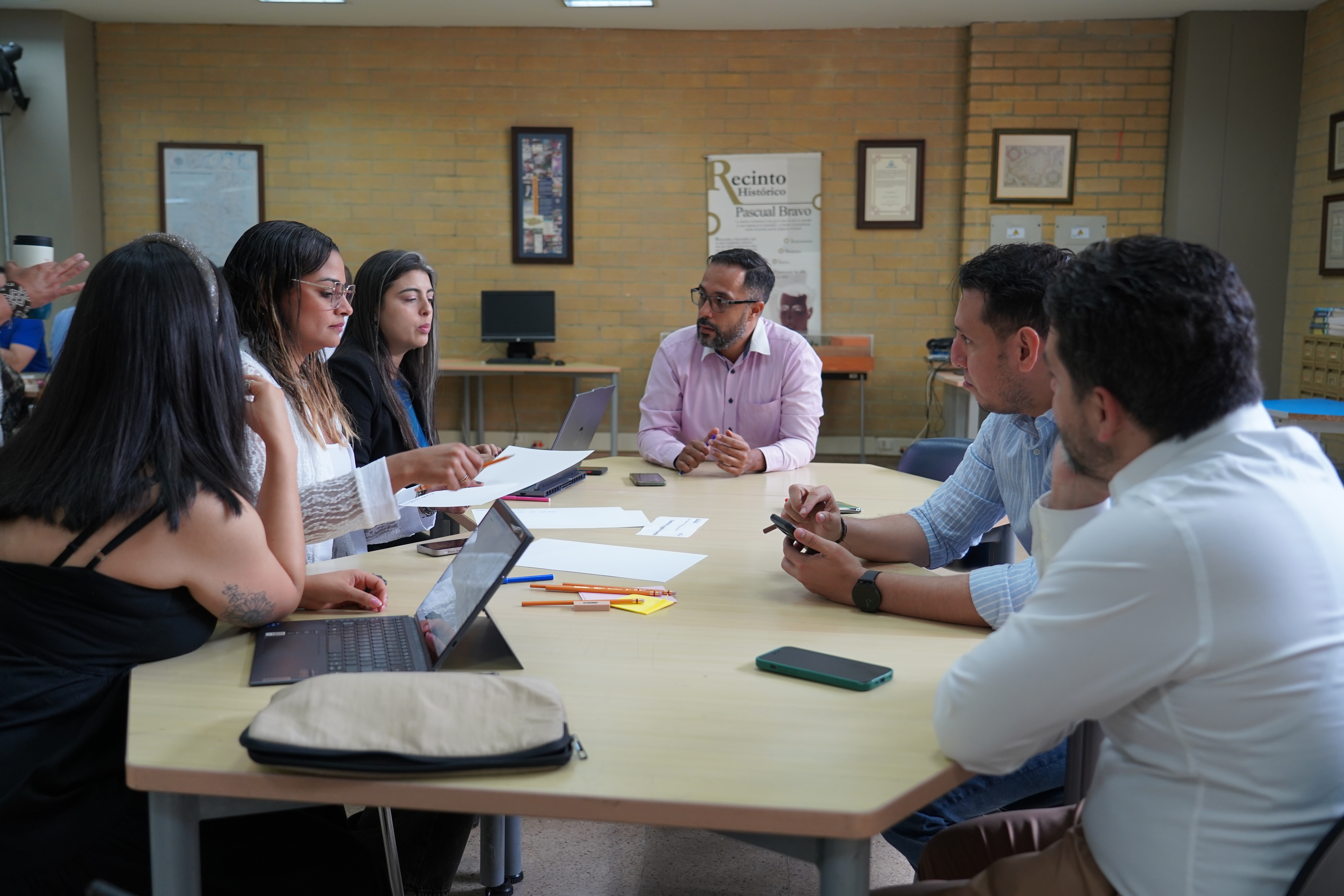 Profesores pascualinos aportan su experiencia para la construcción del Plan de Desarrollo Institucional 2027-2030