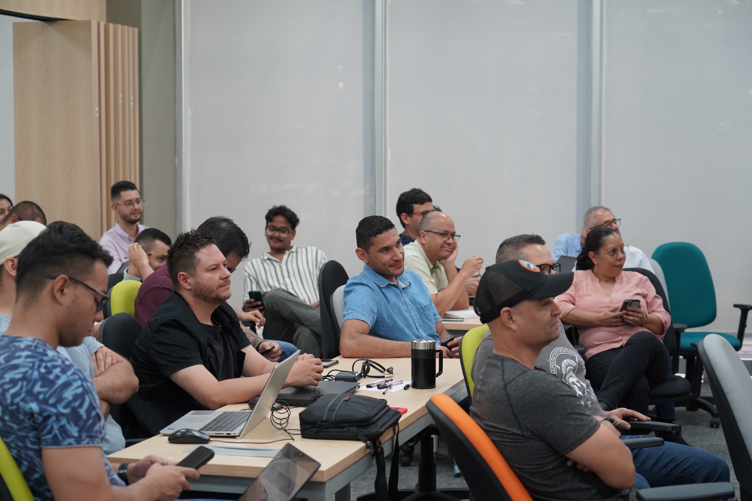 Las voces de la comunidad comienzan a construir el Plan de Desarrollo Institucional 2027-2030